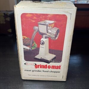 Vintage Rival Grind-O-Mat Model 303 Manual Meat Grinder 1950s USA
